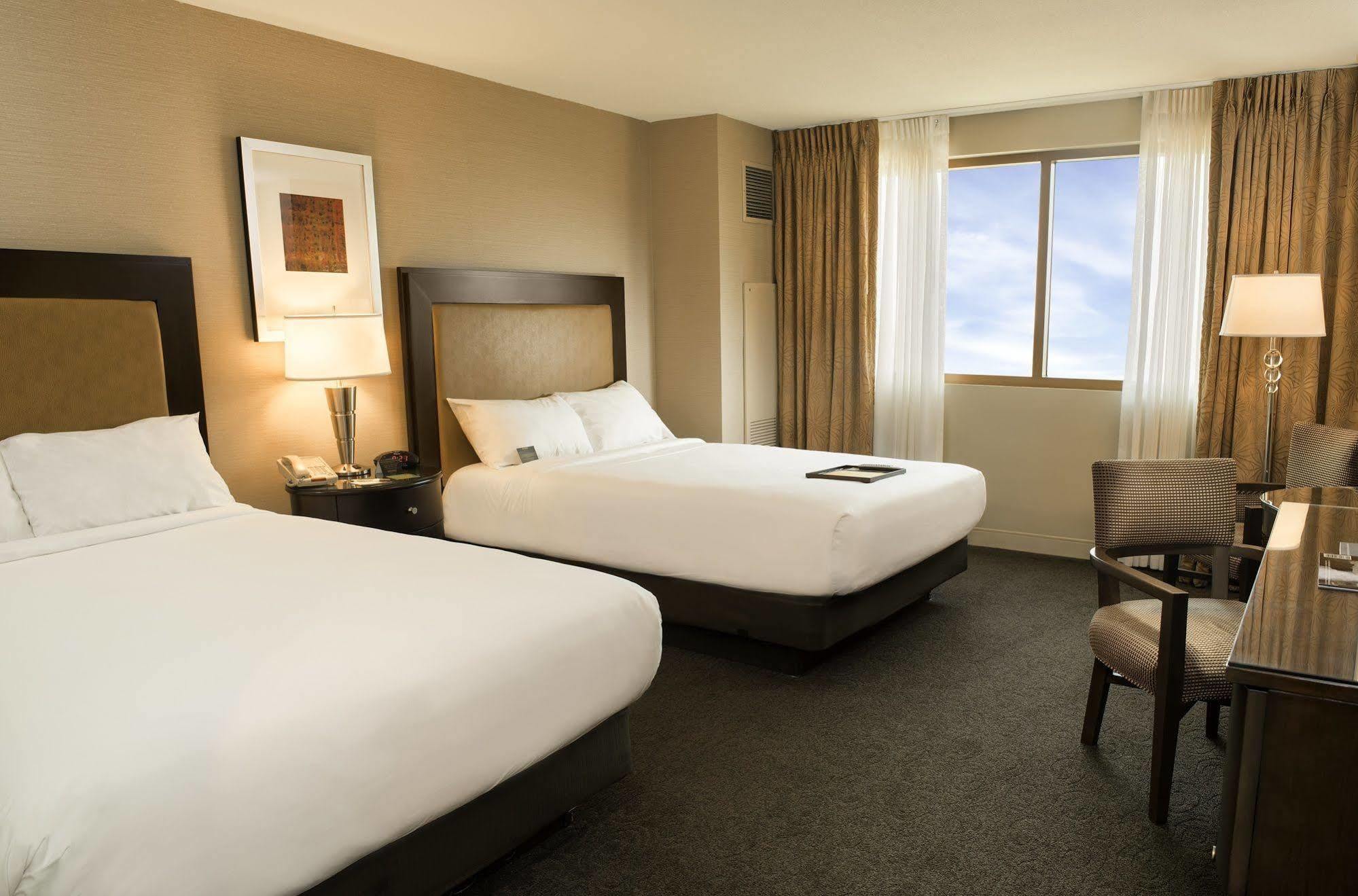 Gold Strike Casino Resort 3*